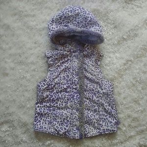 The Children's Place girls size 7/8 puffer vest